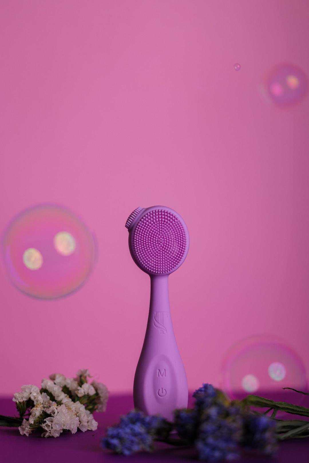 Pure Glow Facial Brush